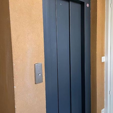 Ferienwohnung Studio Proche De La Gare ! Lausanne Exterior foto